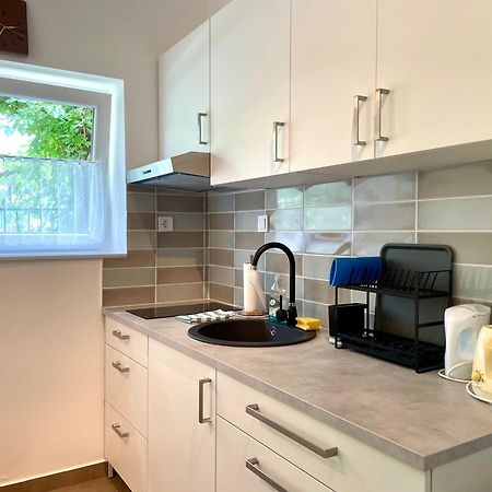 Quiet, Green, Relaxing Place - 2 Bedroom Apartment Balatonfüred Exterior foto